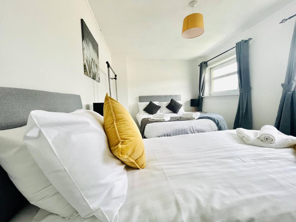 Central Hamilton House Bagian luar foto