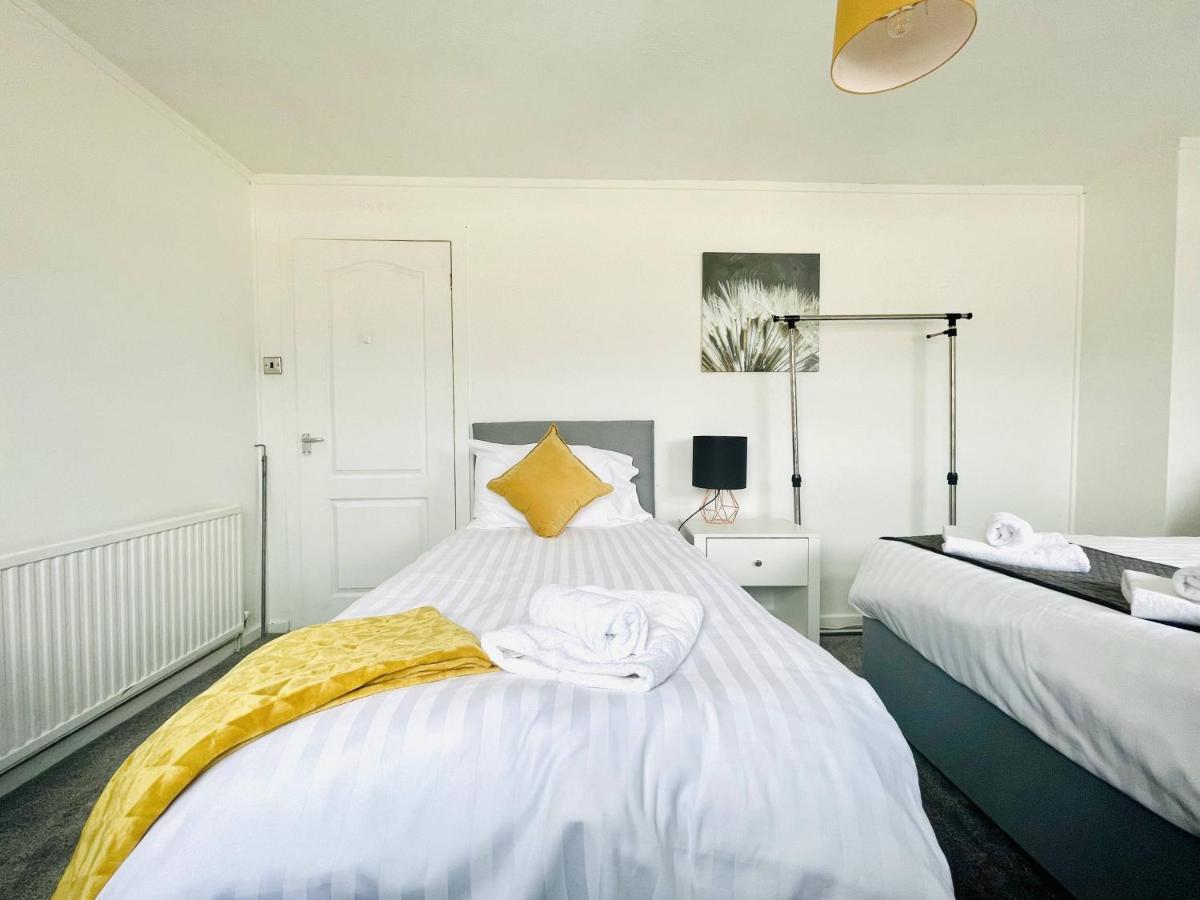 Central Hamilton House Bagian luar foto